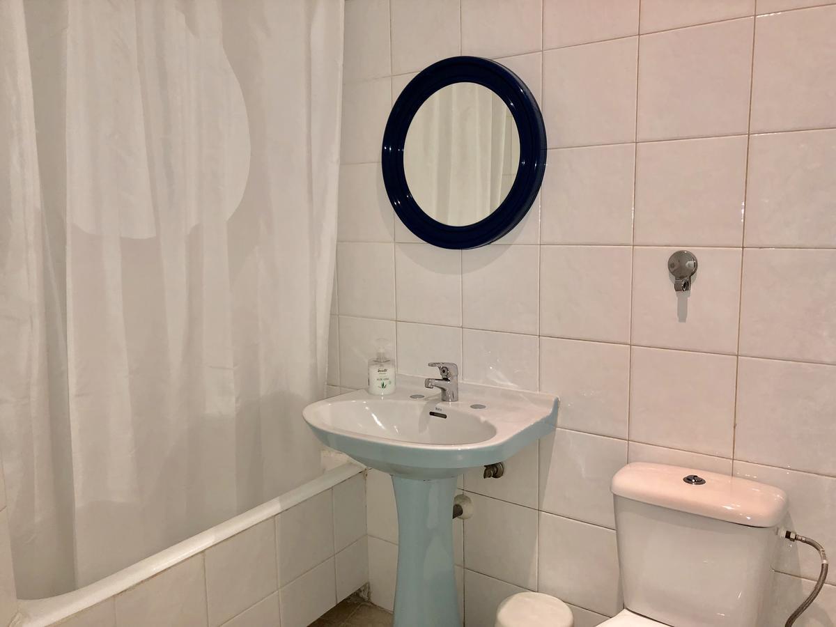 Hostal Arriaza Мадрид Екстер'єр фото